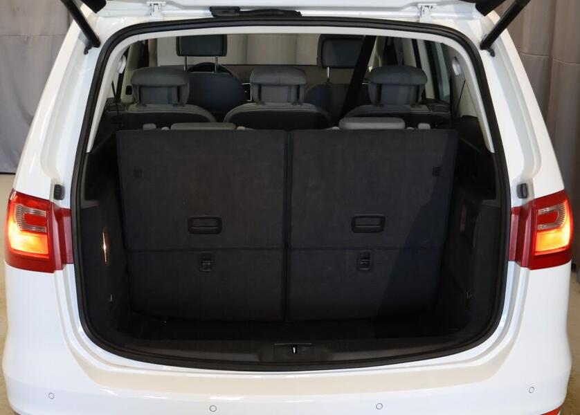 SEAT Alhambra vaihtoauto