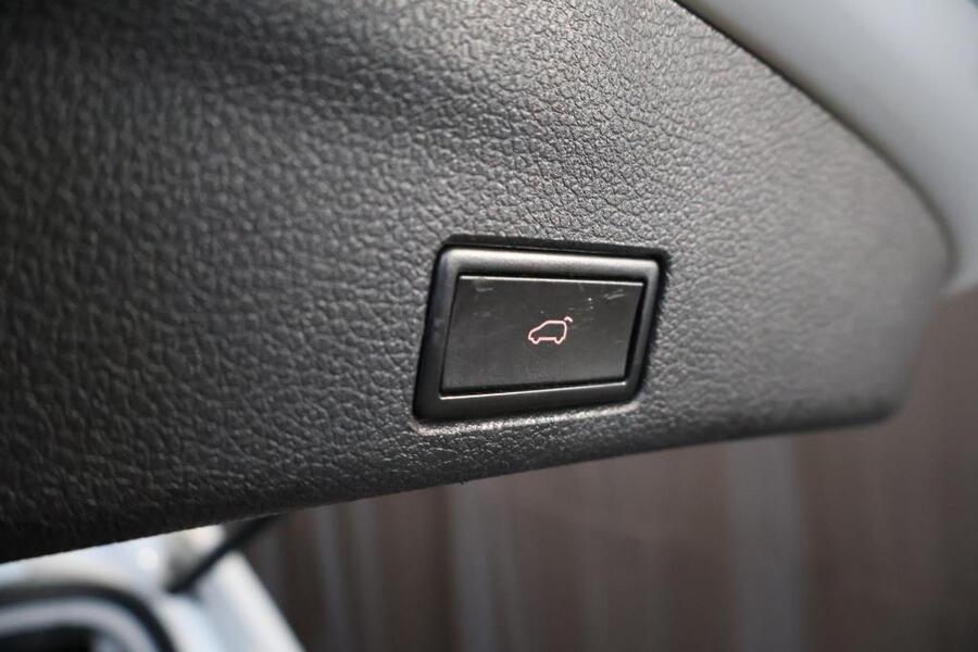 SEAT Alhambra vaihtoauto