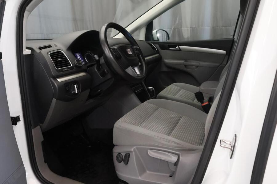 SEAT Alhambra vaihtoauto