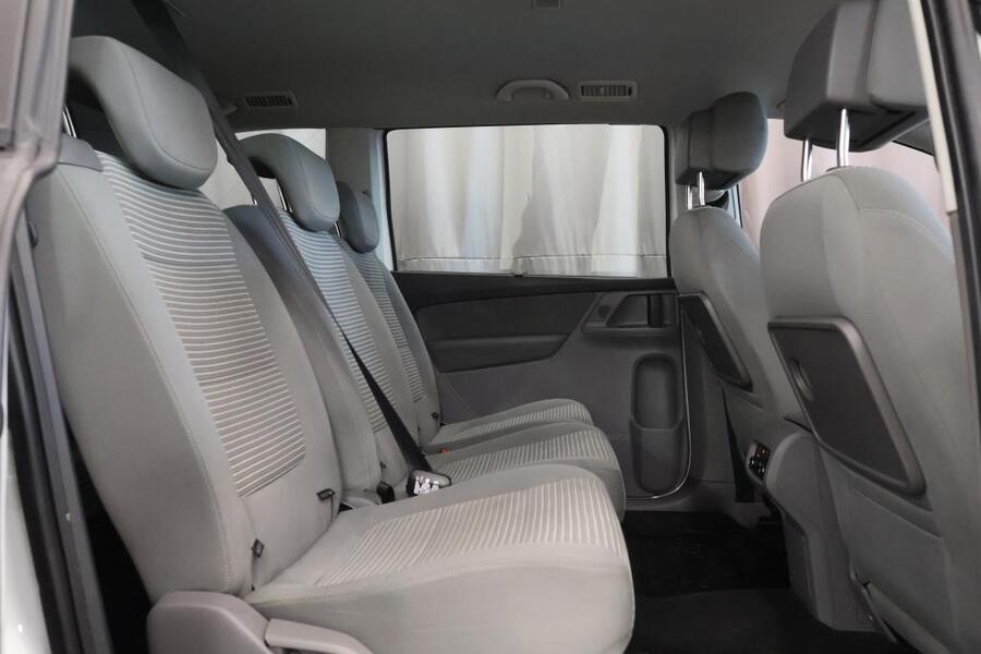 SEAT Alhambra vaihtoauto