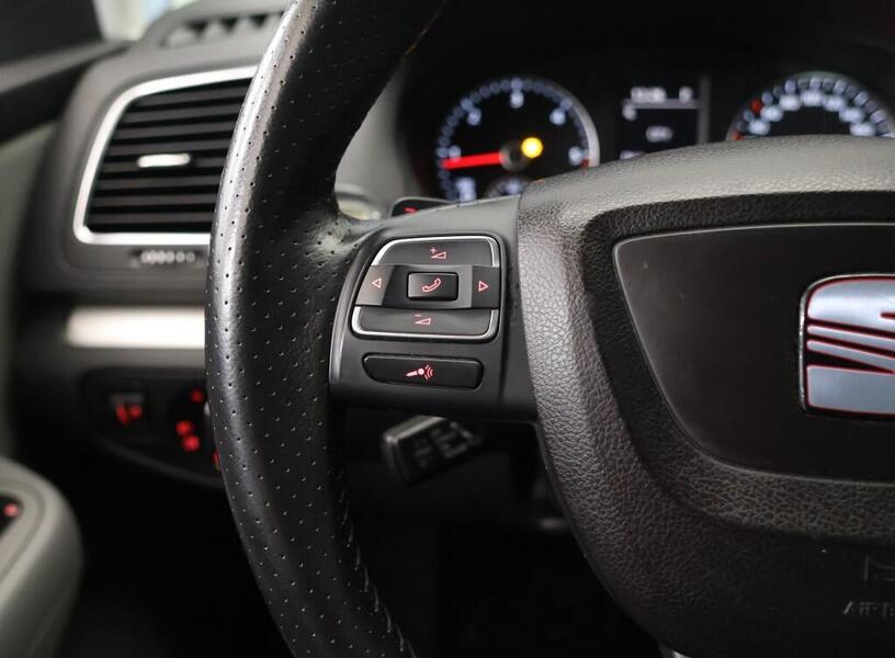 SEAT Alhambra vaihtoauto