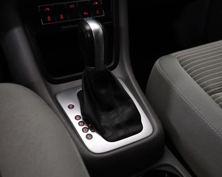 SEAT Alhambra vaihtoauto