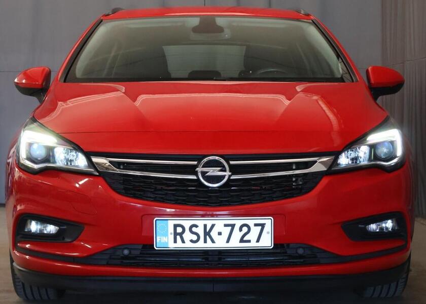 Opel Astra vaihtoauto