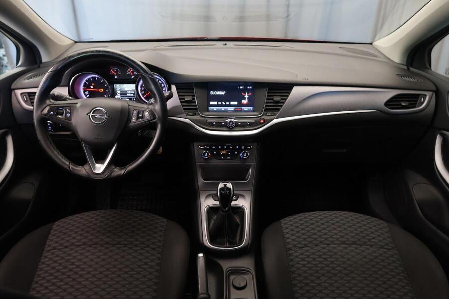 Opel Astra vaihtoauto