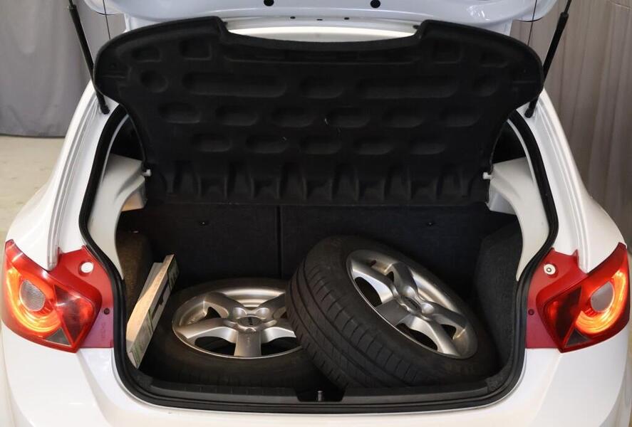 SEAT Ibiza vaihtoauto