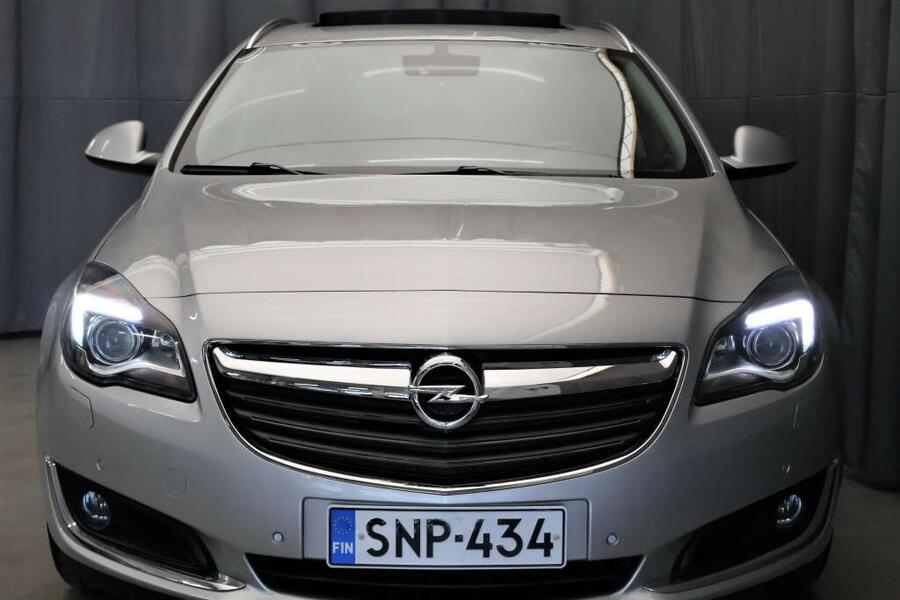 Opel Insignia vaihtoauto