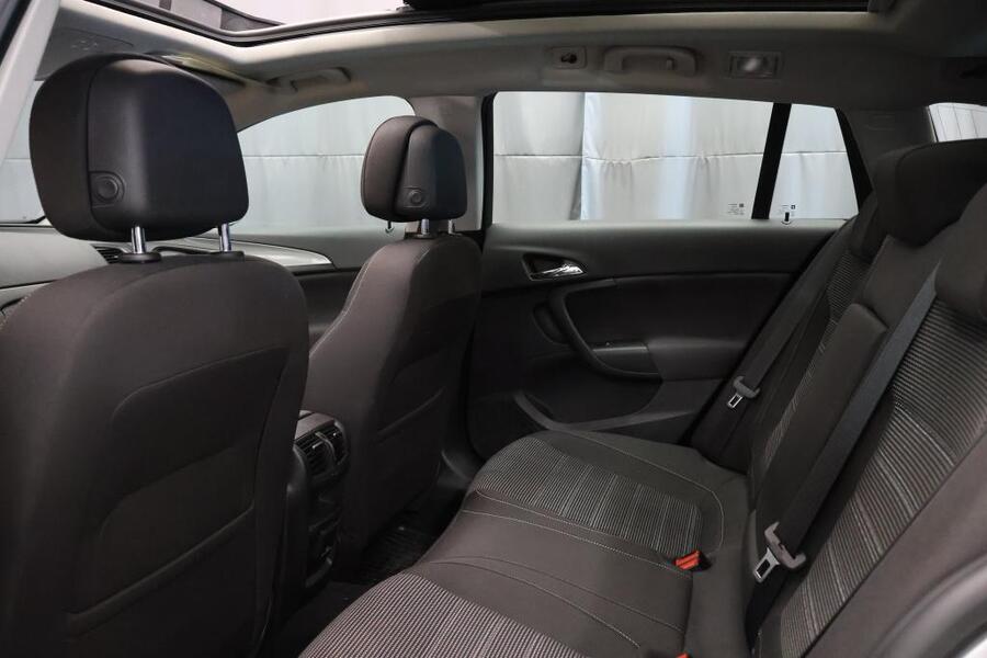 Opel Insignia vaihtoauto