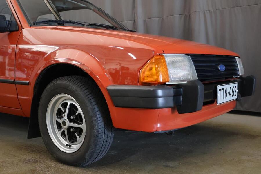 Ford Escort vaihtoauto