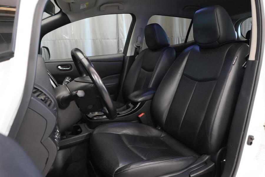 Nissan Leaf vaihtoauto