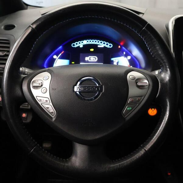 Nissan Leaf vaihtoauto