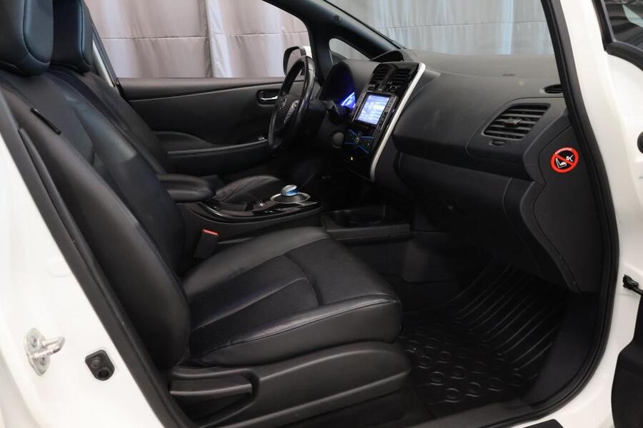 Nissan Leaf vaihtoauto