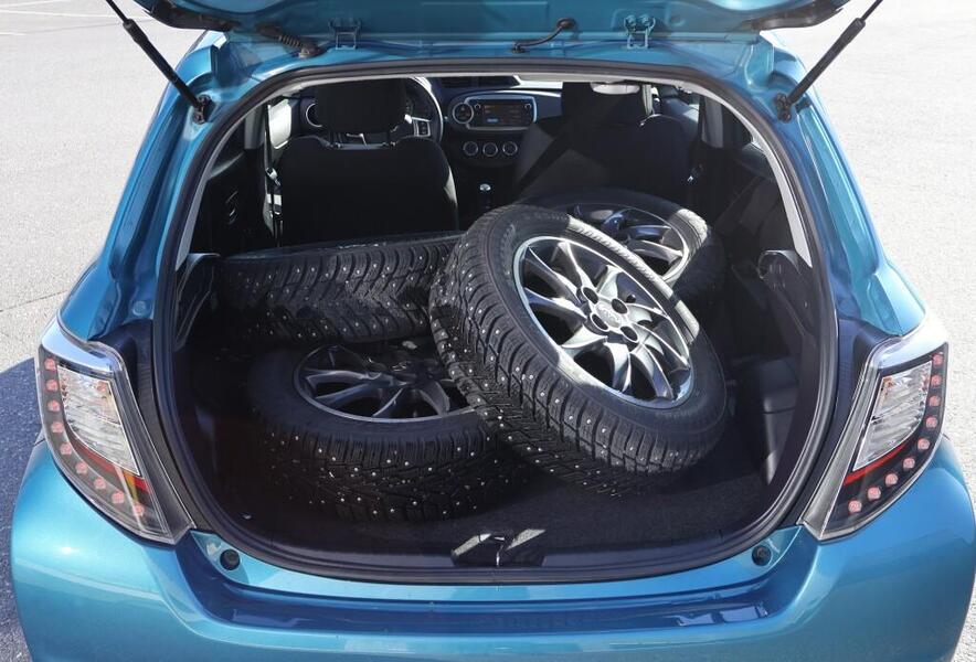 Toyota Yaris vaihtoauto