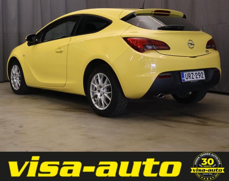 Opel Astra vaihtoauto