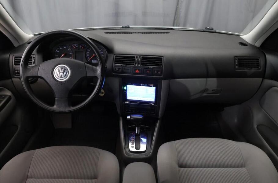 Volkswagen Bora vaihtoauto