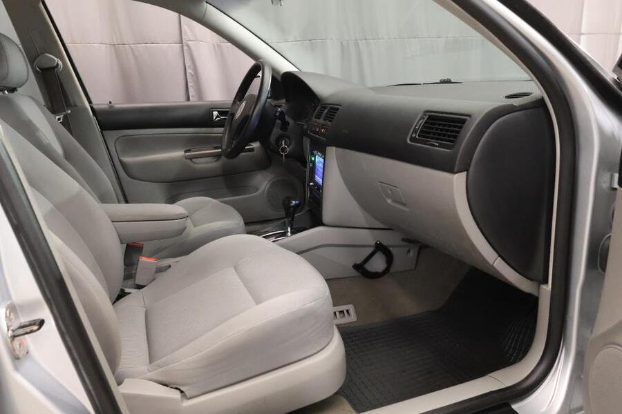 Volkswagen Bora vaihtoauto