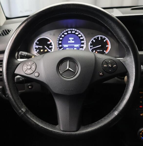 Mercedes-Benz GLK vaihtoauto