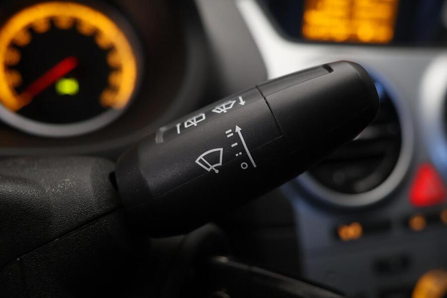 Opel Corsa vaihtoauto