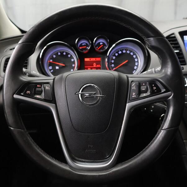 Opel Insignia vaihtoauto