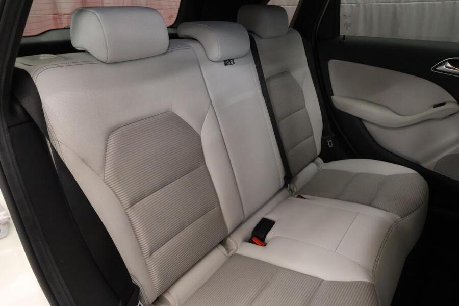 Mercedes-Benz B vaihtoauto