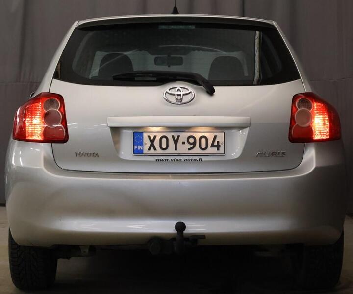 Toyota Auris vaihtoauto