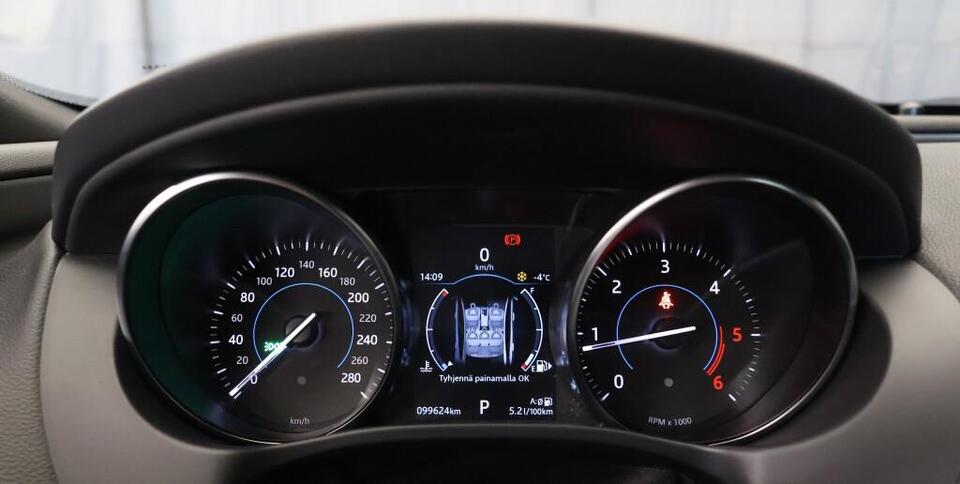 Jaguar XE vaihtoauto