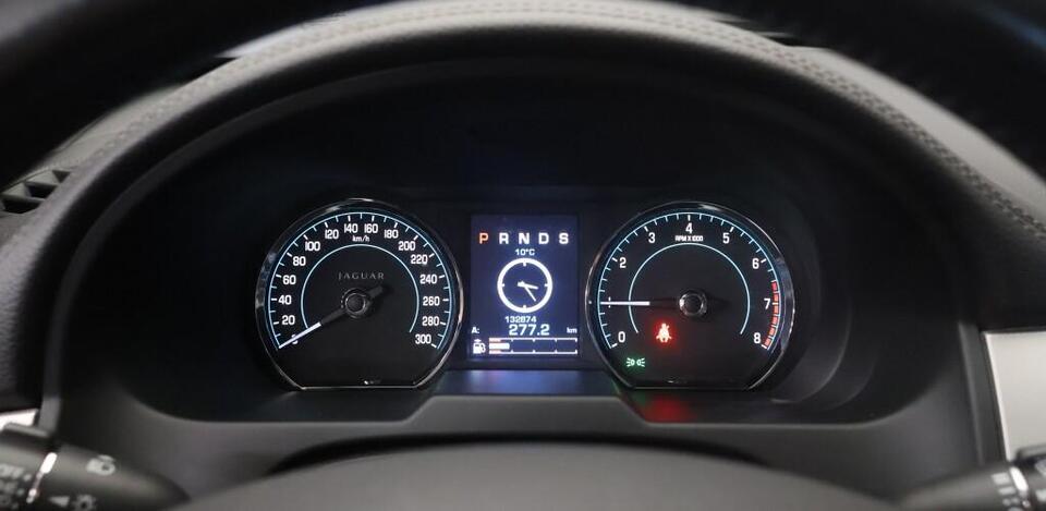 Jaguar XF vaihtoauto