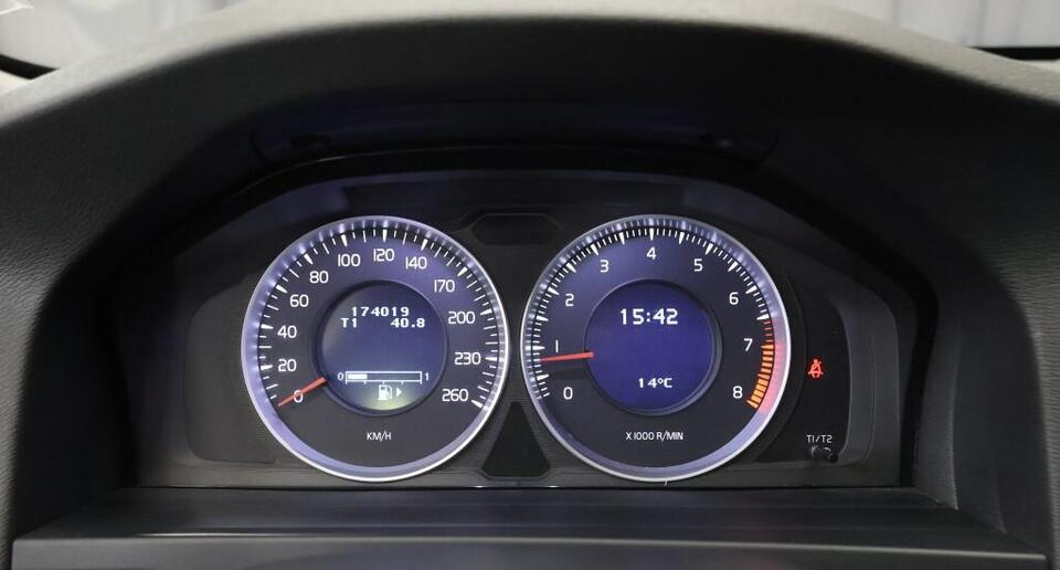 Volvo V60 vaihtoauto