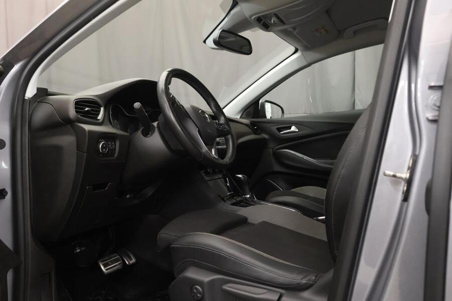 Opel Grandland X vaihtoauto