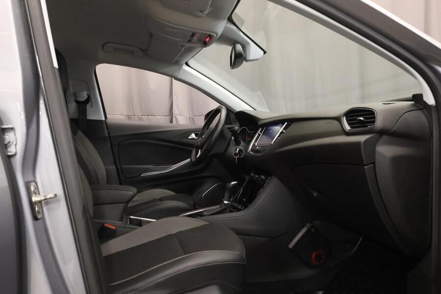 Opel Grandland X vaihtoauto