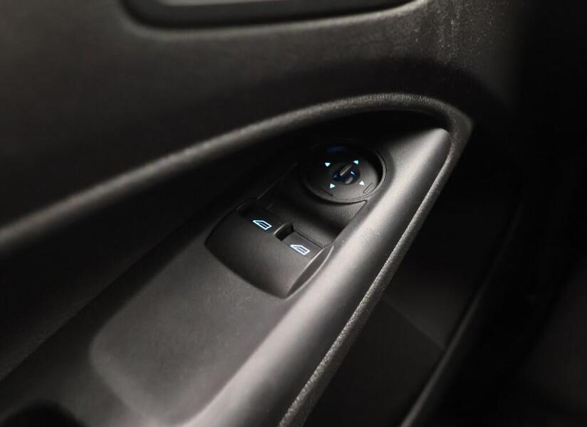 Ford Transit Connect vaihtoauto