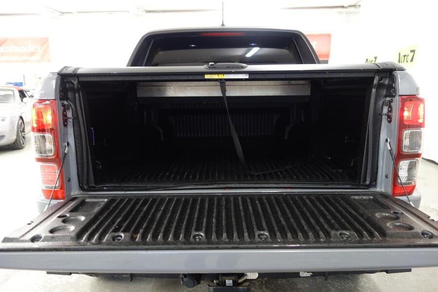 Ford Ranger vaihtoauto