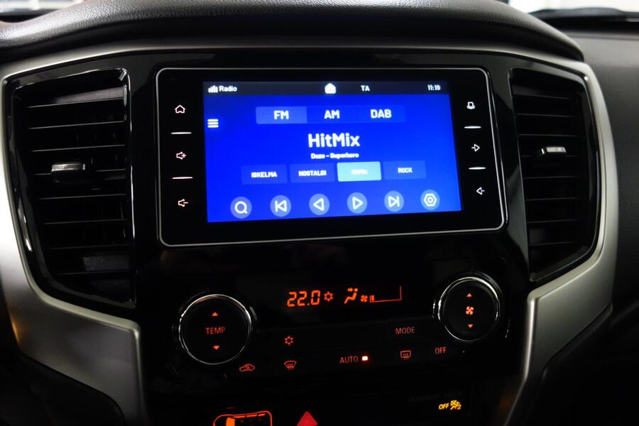 Mitsubishi L200 vaihtoauto