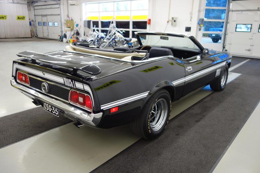 Ford USA Mustang vaihtoauto