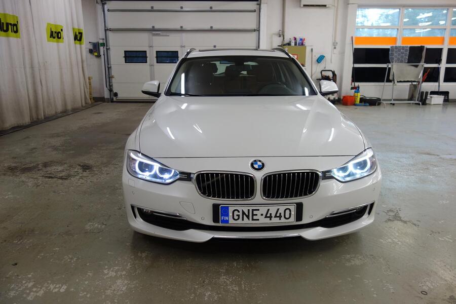BMW 320 vaihtoauto
