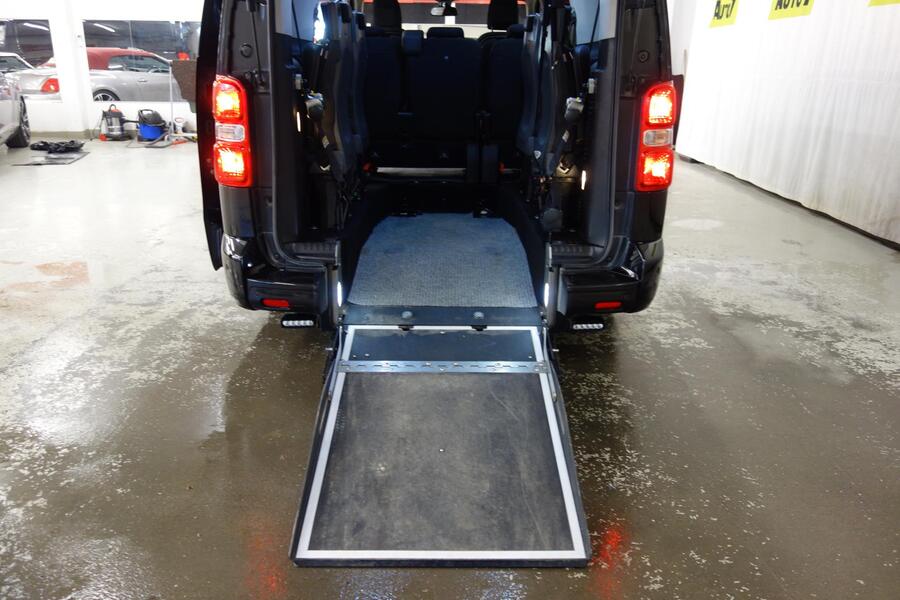 Toyota Proace Verso vaihtoauto