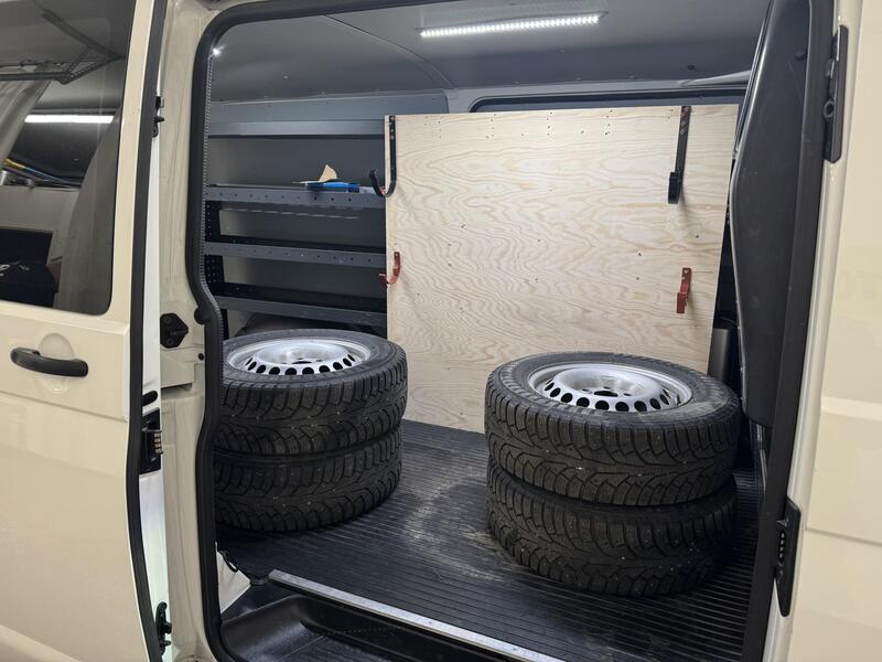 Volkswagen Transporter vaihtoauto