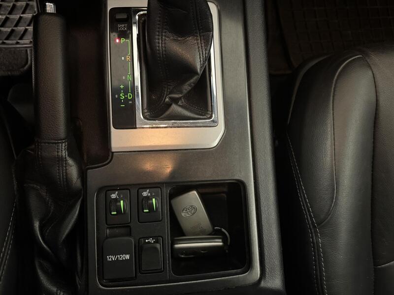 Toyota Land Cruiser vaihtoauto