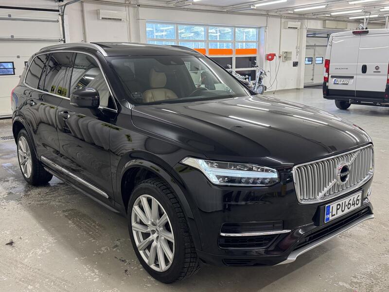 Volvo XC90 vaihtoauto