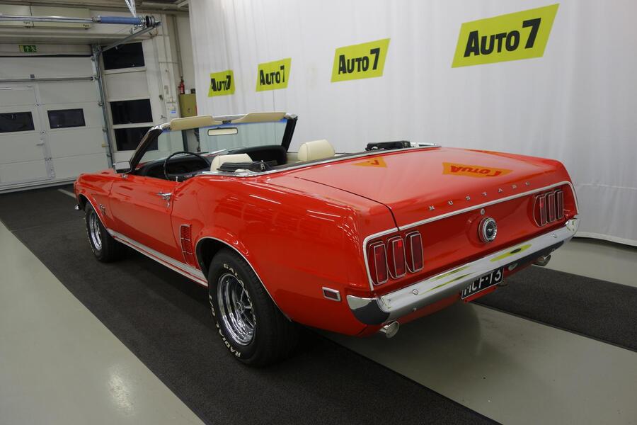 Ford USA Mustang vaihtoauto