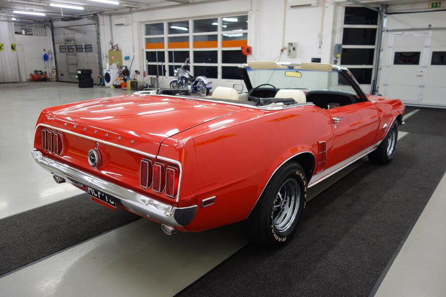 Ford USA Mustang vaihtoauto