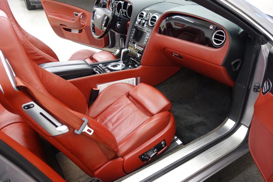 Bentley Continental vaihtoauto