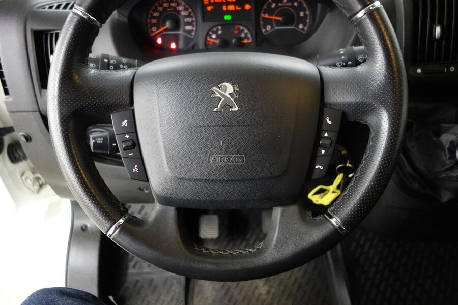 Peugeot Boxer vaihtoauto