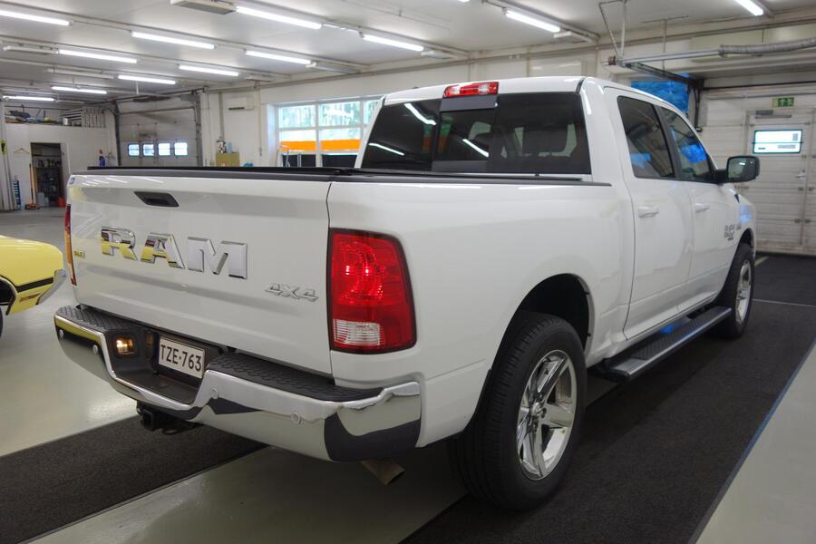 Dodge Ram vaihtoauto