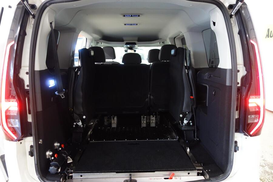 Volkswagen Caddy Maxi vaihtoauto