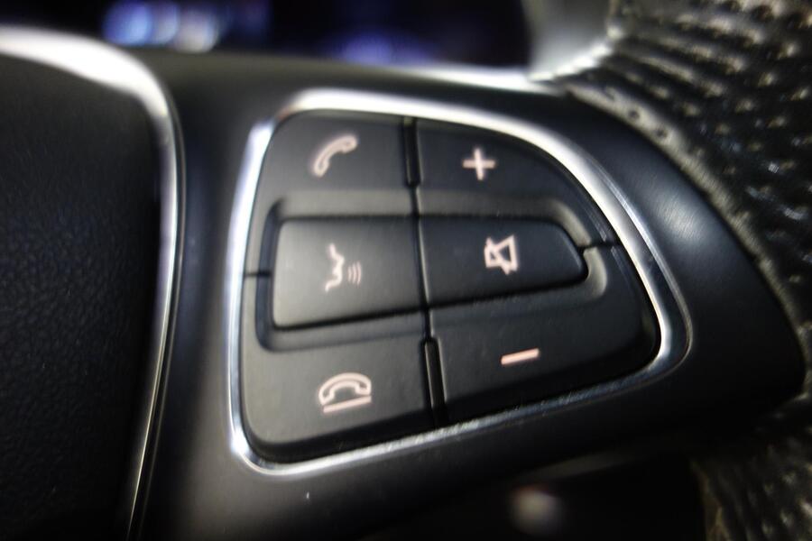 Mercedes-Benz X vaihtoauto