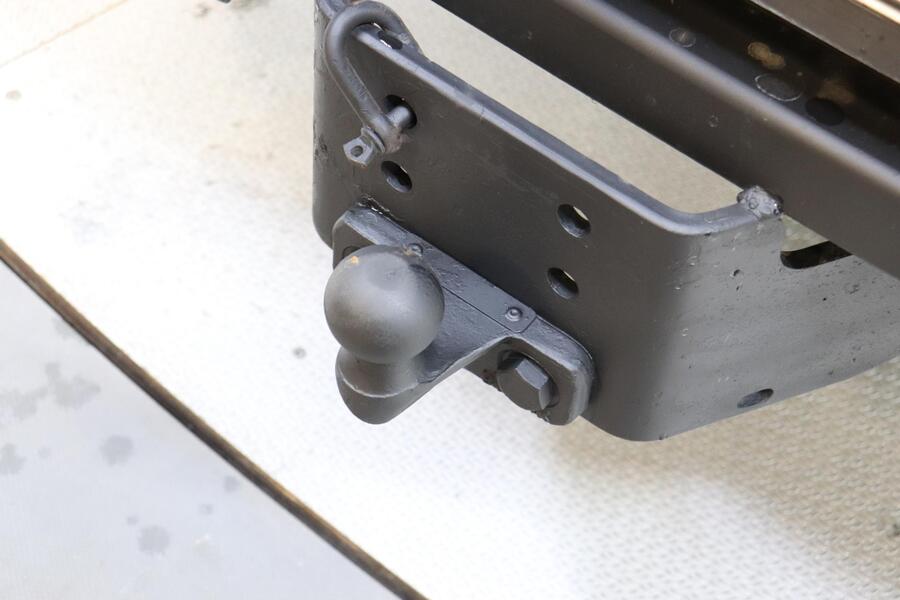 Mazda B2500 vaihtoauto