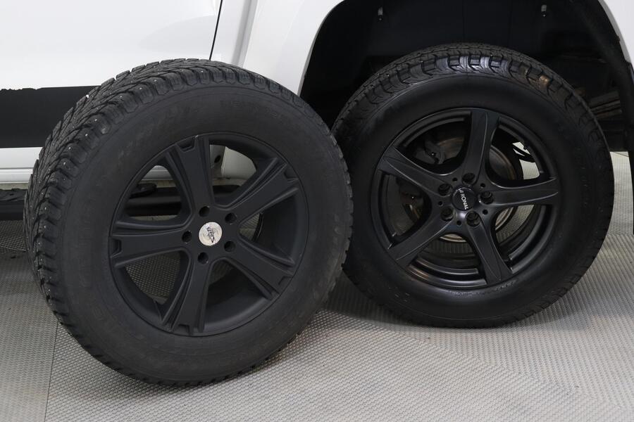 Volkswagen Amarok vaihtoauto