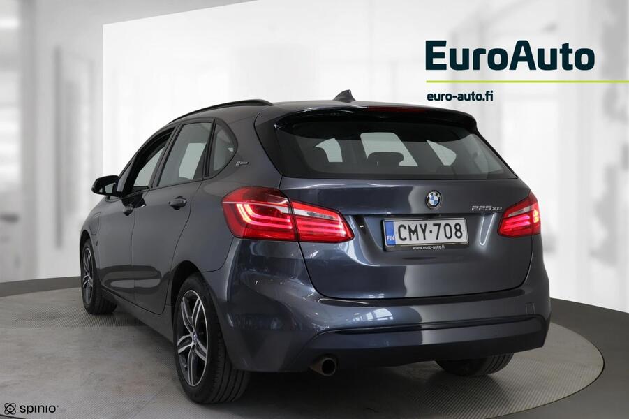 BMW 225 vaihtoauto