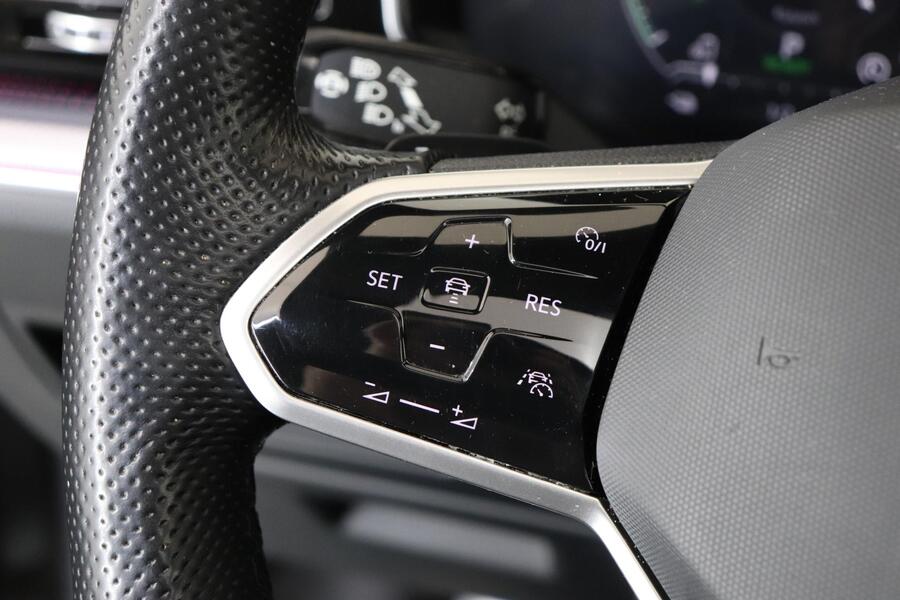 Volkswagen Touareg vaihtoauto