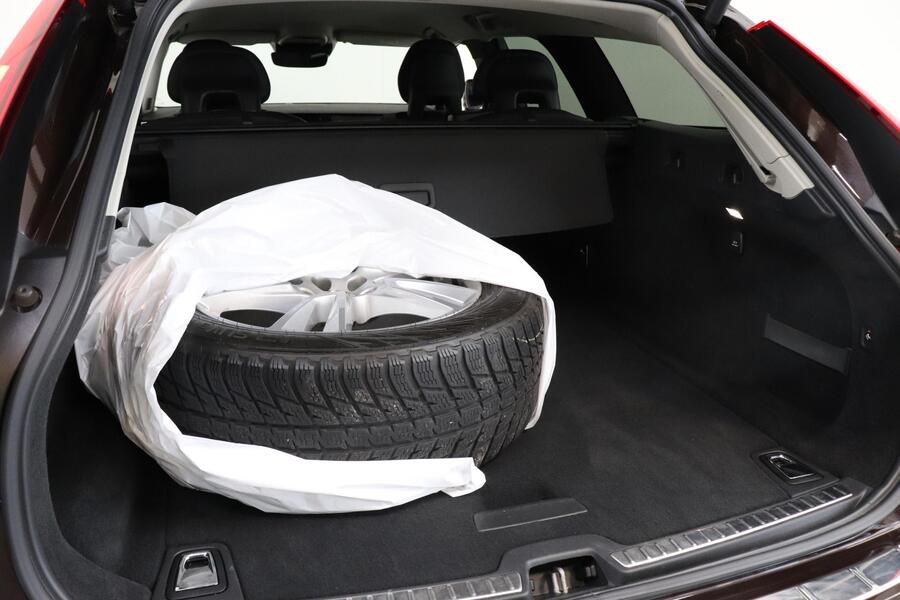 Volvo V90 Cross Country vaihtoauto